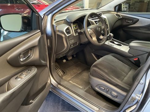 Used 2016 Nissan Murano SV w/ Premium Package image 9