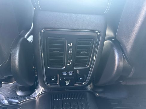 Used 2015 Jeep Grand Cherokee Limited AWD/4WD image 15