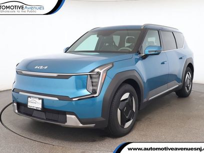 Used 2024 Kia EV9 Wind