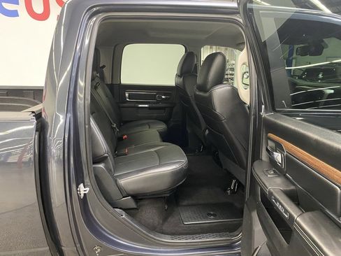 Used 2018 RAM 1500 Laramie image 12