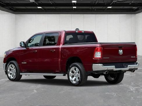 Used 2022 RAM 1500 Big Horn AWD/4WD image 3