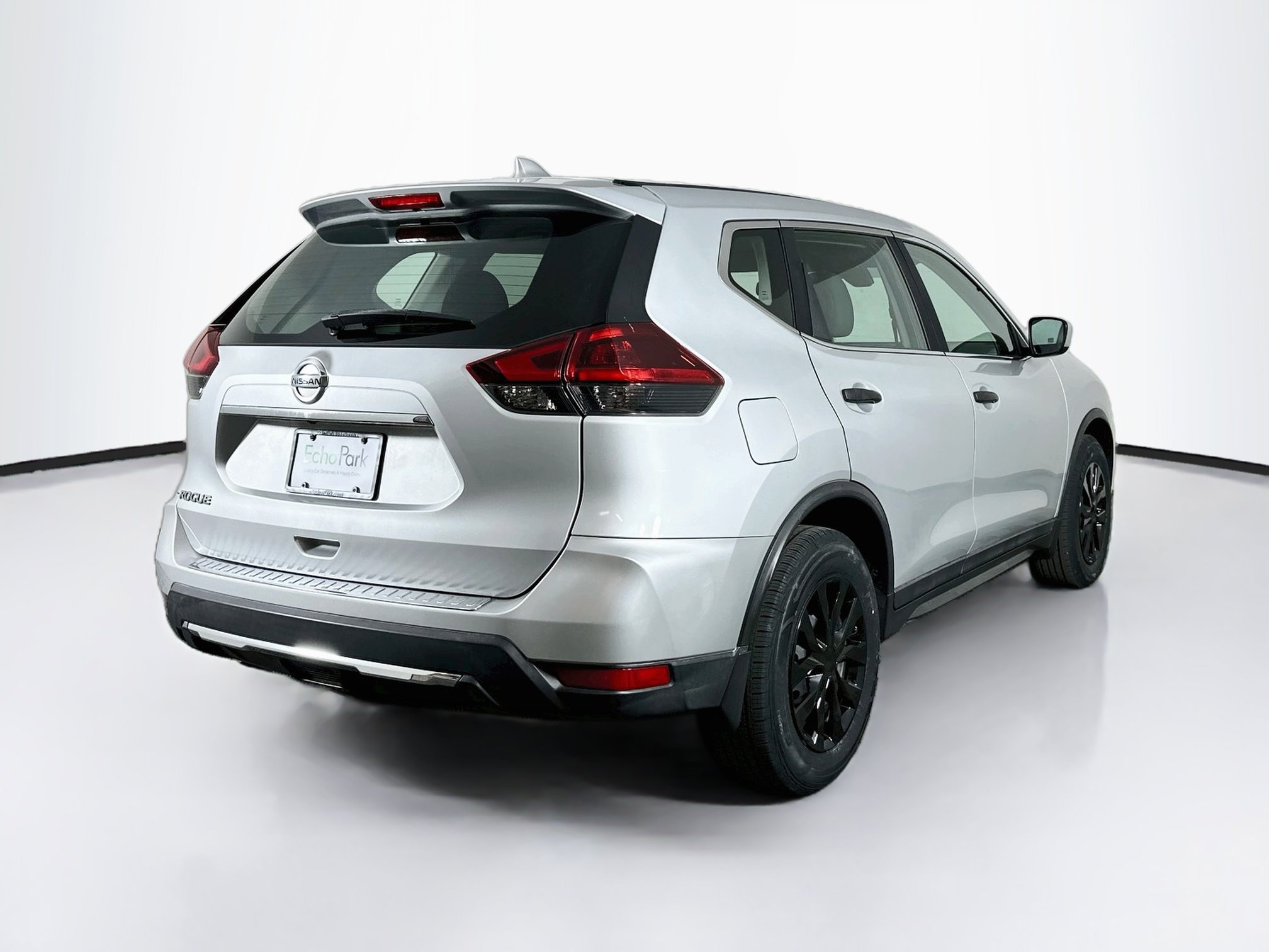 Used 2020 Nissan Rogue S FWD image 9
