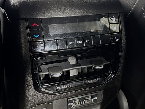 Used 2021 Jeep Grand Cherokee L Limited image 27