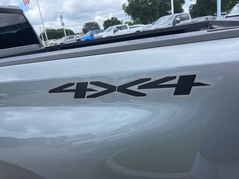 Used 2025 Chevrolet Silverado 2500 LT w/ Convenience Package AWD/4WD image 6