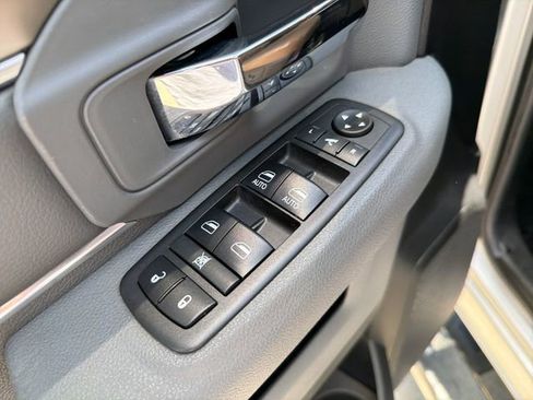 Used 2017 RAM 1500 Big Horn AWD/4WD image 13