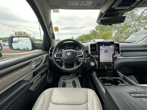 Used 2023 RAM 1500 Limited AWD/4WD image 18