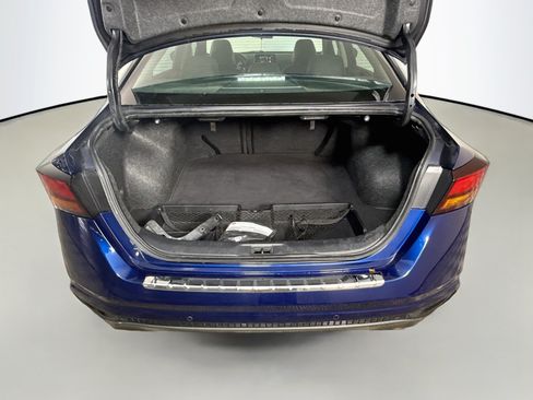 Used 2022 Nissan Altima 2.0 SR FWD image 35