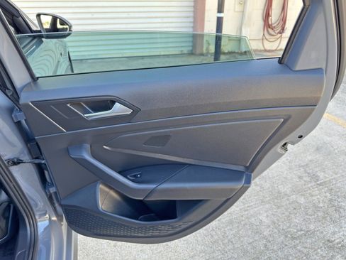 Used 2019 Volkswagen Jetta GLI Autobahn FWD image 39