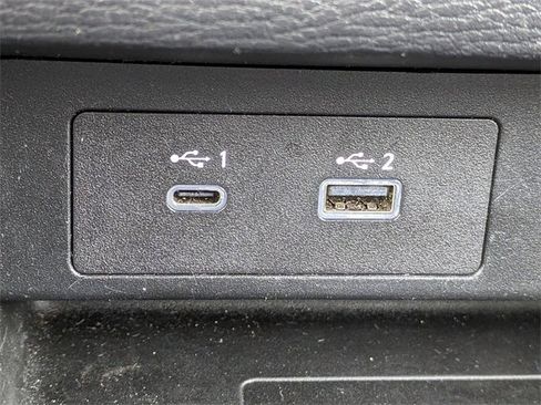 Used 2024 Mitsubishi Outlander SE image 25