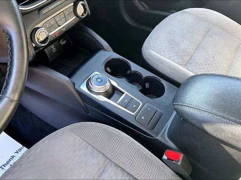 Certified 2022 Ford Escape SE w/ Cold Weather Package FWD image 14
