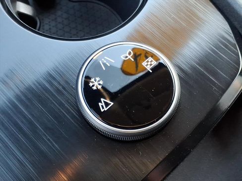 Certified 2024 Nissan Rogue S image 12