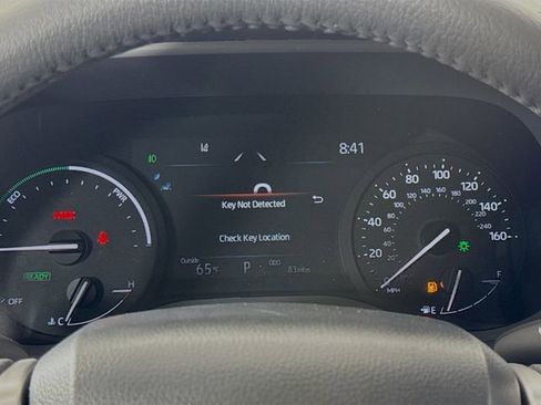 New 2026 Toyota Sienna XLE image 21