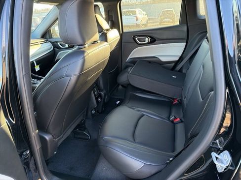 New 2026 Jeep Compass Limited image 7