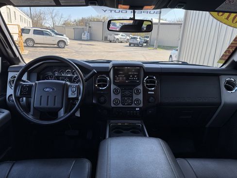 Used 2016 Ford F350 Lariat w/ Lariat Ultimate Package AWD/4WD image 31
