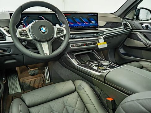 New 2026 BMW X5 xDrive40i w/ M Sport Package AWD/4WD image 32