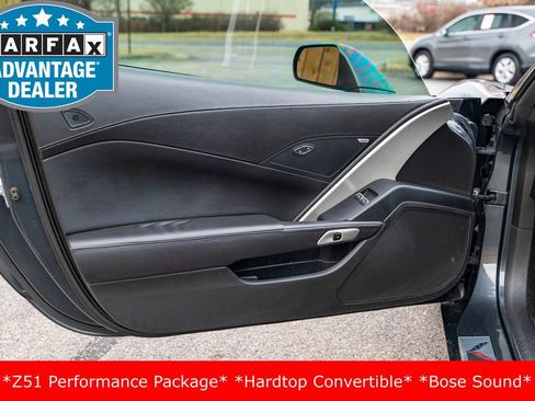 Used 2017 Chevrolet Corvette Stingray Coupe w/ Z51 1LT image 18