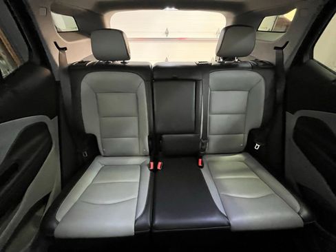 Used 2018 GMC Terrain SLT w/ Preferred Package image 26