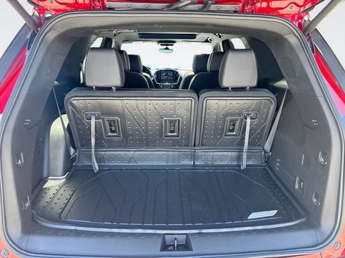 Used 2023 Chevrolet Traverse Premier w/ LPO, Floor Liner Package FWD image 26