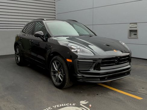 New 2026 Porsche Macan Turbo image 7