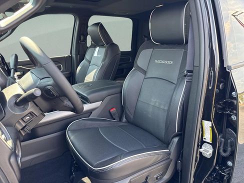 New 2026 RAM 2500 Laramie w/ Night Edition AWD/4WD image 9