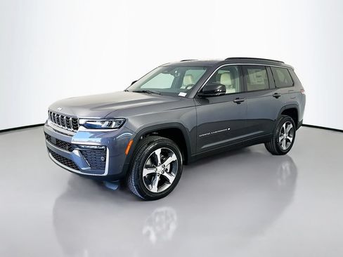 New 2026 Jeep Grand Cherokee L Limited AWD/4WD image 3