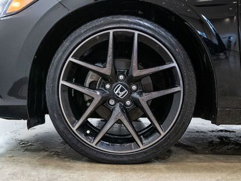 Used 2022 Honda Civic Sport Touring image 11