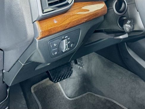 Used 2022 Audi Q5 2.0T Premium Plus w/ Premium Plus Package image 10