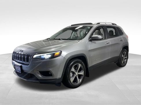 Used 2019 Jeep Cherokee Limited w/ Technology Group FWD image 4