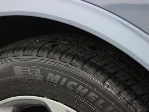 Used 2024 Ford Escape ST-Line w/ Tech Pack #1 image 10