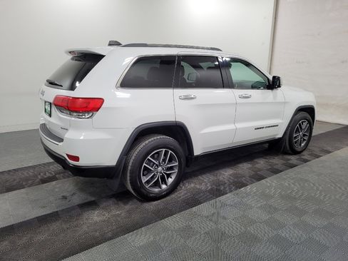 Used 2018 Jeep Grand Cherokee Limited image 10