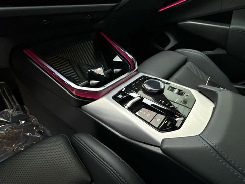 Certified 2025 BMW X3 xDrive30i image 12