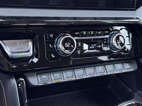 New 2026 GMC Sierra 1500 AT4X AWD/4WD image 15