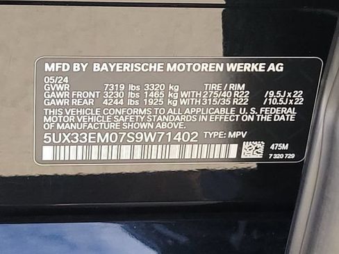 Used 2025 BMW X7 M60i AWD/4WD image 16