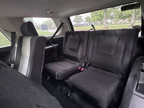 Used 2015 Toyota 4Runner SR5 image 11