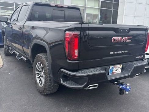 Used 2023 GMC Sierra 1500 AT4 w/ AT4 Premium Package image 4