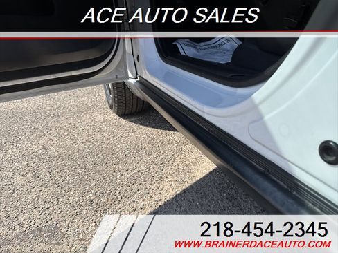 Used 2016 Jeep Grand Cherokee Laredo 75th Anniversary image 5