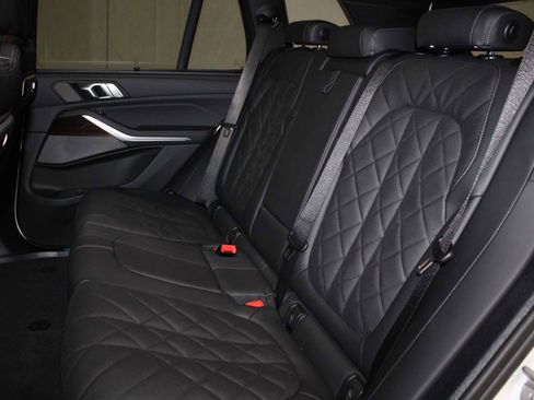 Used 2026 BMW X5 sDrive40i image 16