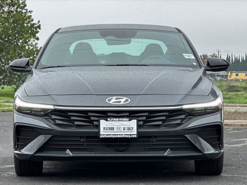 New 2026 Hyundai Elantra Sport image 6