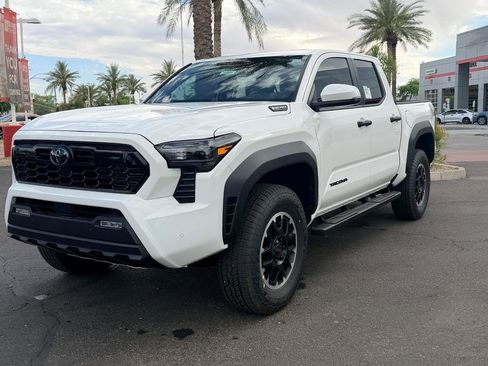 New 2026 Toyota Tacoma TRD Off-Road image 2