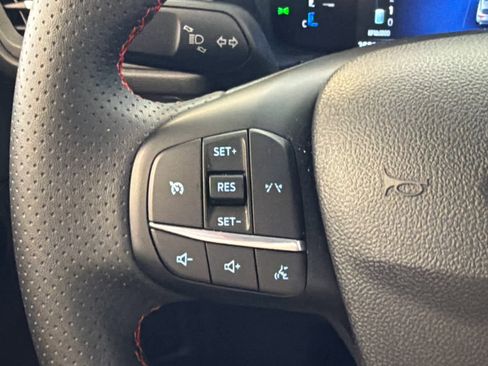 Used 2025 Ford Escape ST-Line AWD/4WD image 35