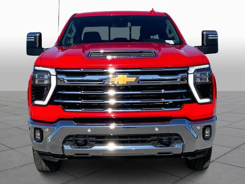 Used 2024 Chevrolet Silverado 2500 LTZ w/ LTZ Convenience Package image 4