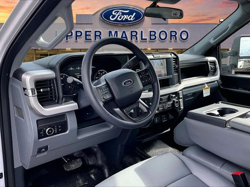 New 2026 Ford F250 XL w/ FX4 Off-Road Package AWD/4WD image 6