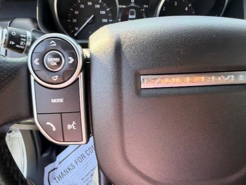 Used 2017 Land Rover Range Rover Sport SE image 20