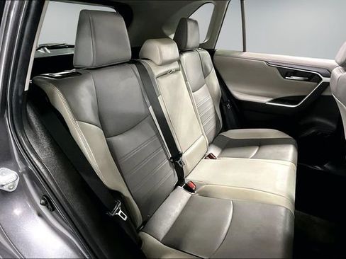 Used 2022 Toyota RAV4 Limited AWD/4WD image 24