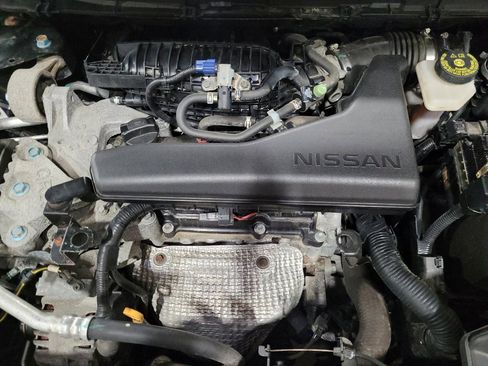 Used 2016 Nissan Rogue SV w/ SV Premium Package AWD/4WD image 30