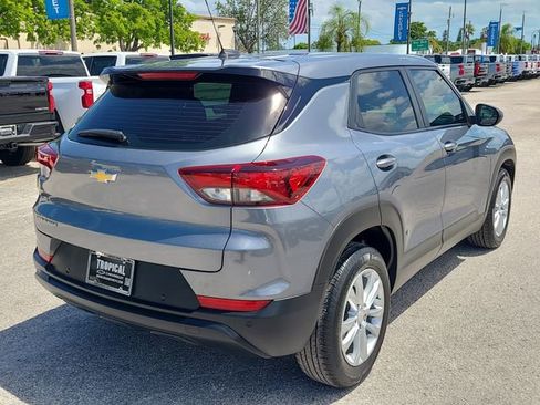 Used 2022 Chevrolet TrailBlazer LS image 3