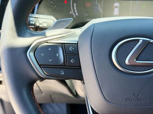 Used 2022 Lexus NX 350h AWD image 37