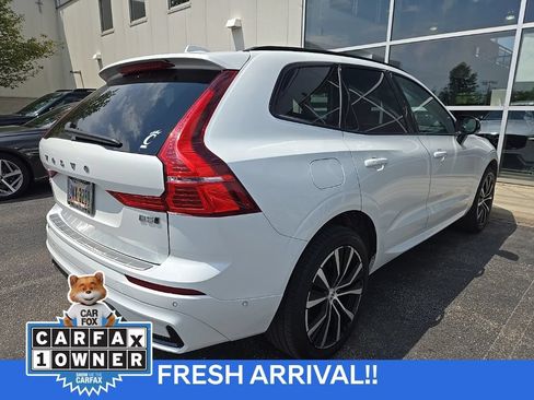 Used 2023 Volvo XC60 B5 Plus w/ Climate Package AWD/4WD image 4