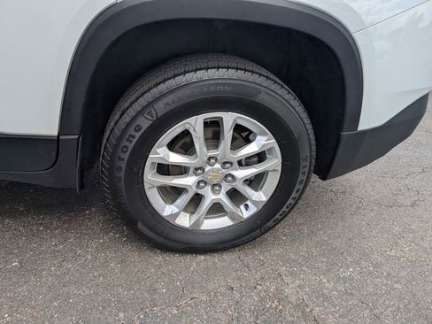 Used 2019 Chevrolet Traverse LT FWD image 24