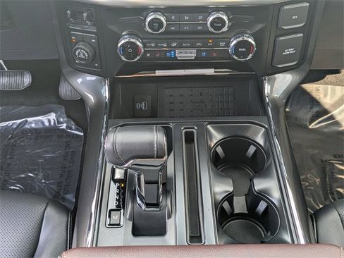 Used 2023 Ford F150 Lariat w/ Equipment Group 502A High image 18